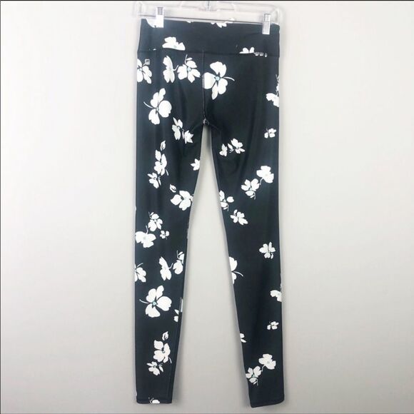 FABLETICS | Floral Full Length Leggings Size XS - Picture 4 of 4